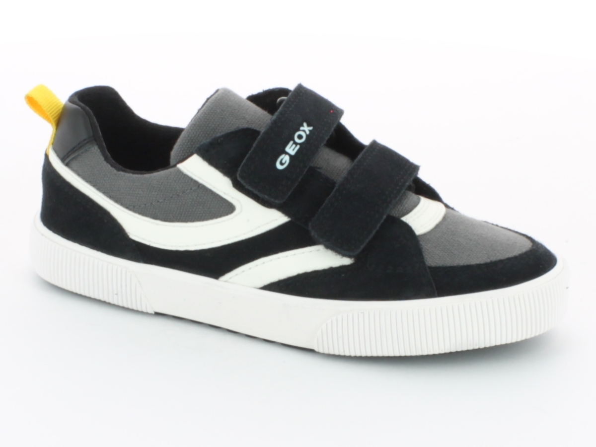 1-schoenen-geox-zwart-178-j35hlc-02210-27742-1.jpg
